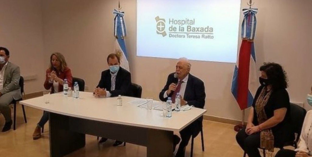 Ginés González García visita la ciudad de Paraná