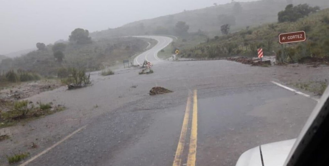 Las lluvias provocan la crecida de los ríos en las sierras cordobesas 
