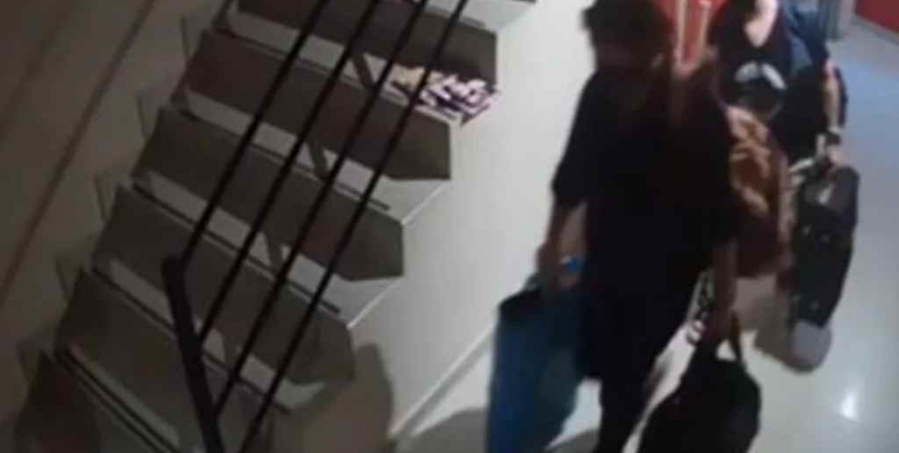 Liniers: dos mujeres desvalijaron la casa de un jubilado al que contactaron por Tinder