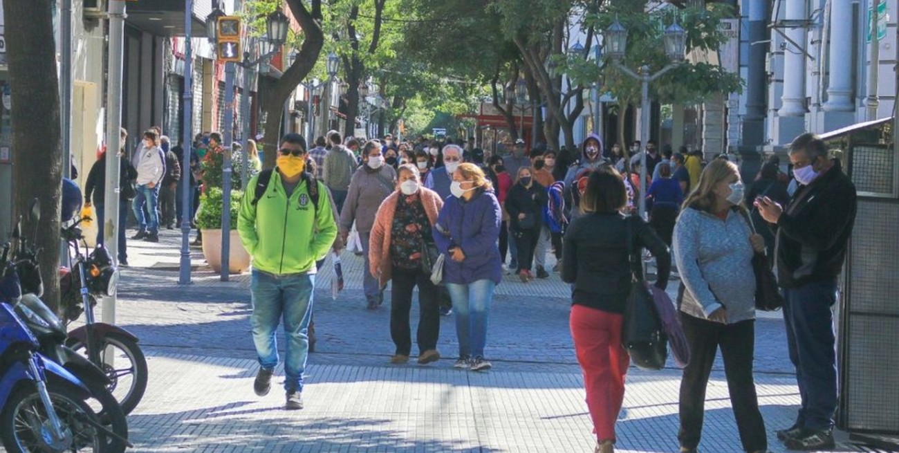 Catamarca volvió a fase 1 de aislamiento al detectarse un caso importado y 4 sospechosos