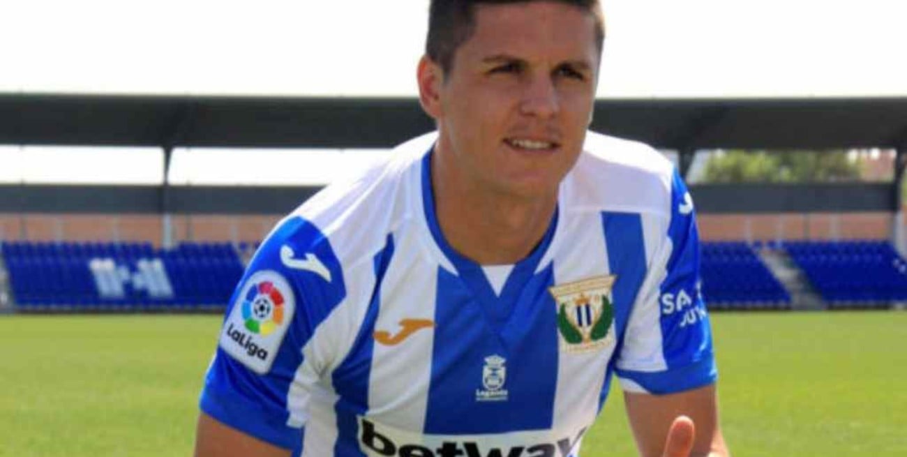 Guido Carrillo confirmó que recibió un llamado de Riquelme