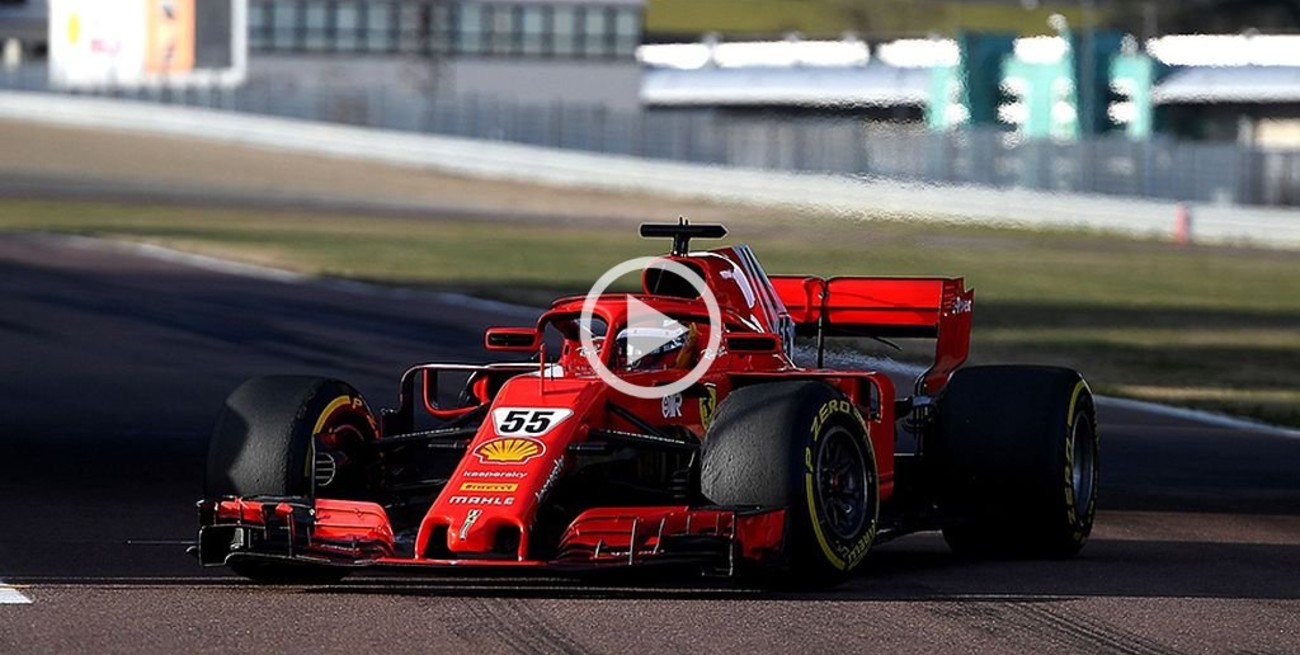 Carlos Sainz Jr. se subió por primera vez al Ferrari de F1 y mostró una rápida adaptación