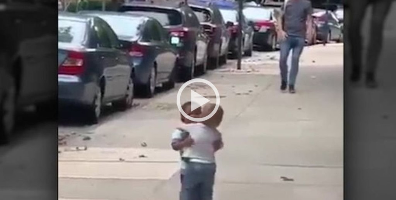 "Revival" viral contra el racismo: vuelve a circular el video de los nenes que se abrazan