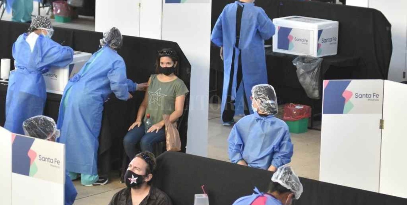 Inmunización contra la Covid-19: fueron superadas las 144 mil aplicaciones diarias  