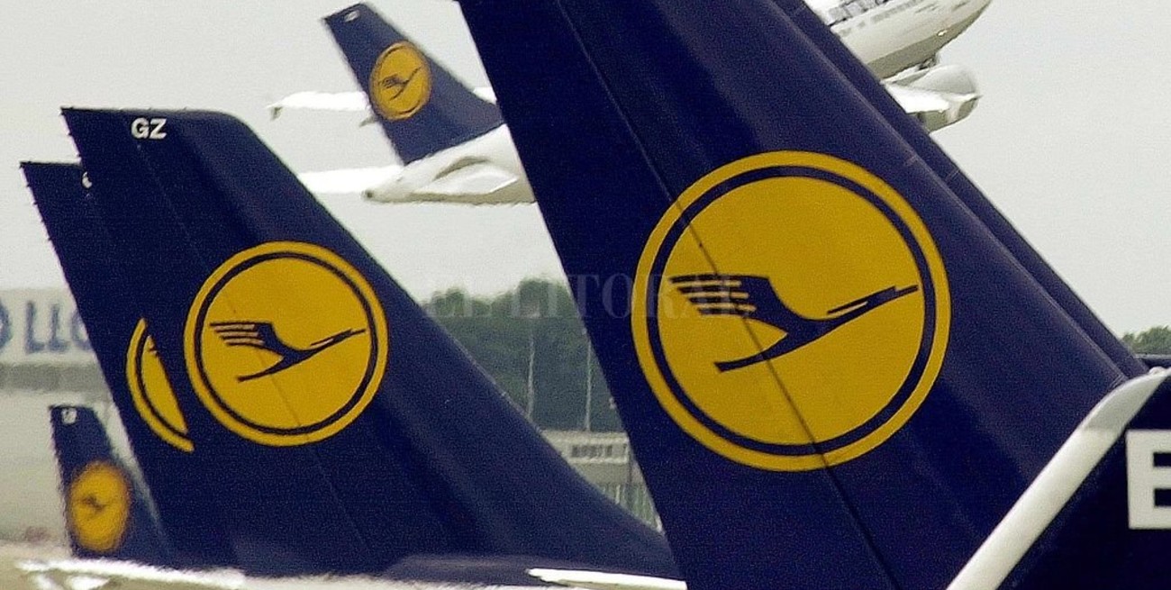La aerolínea alemana Lufthansa pidió autorización al gobierno argentino para hacer dos vuelos a Malvinas