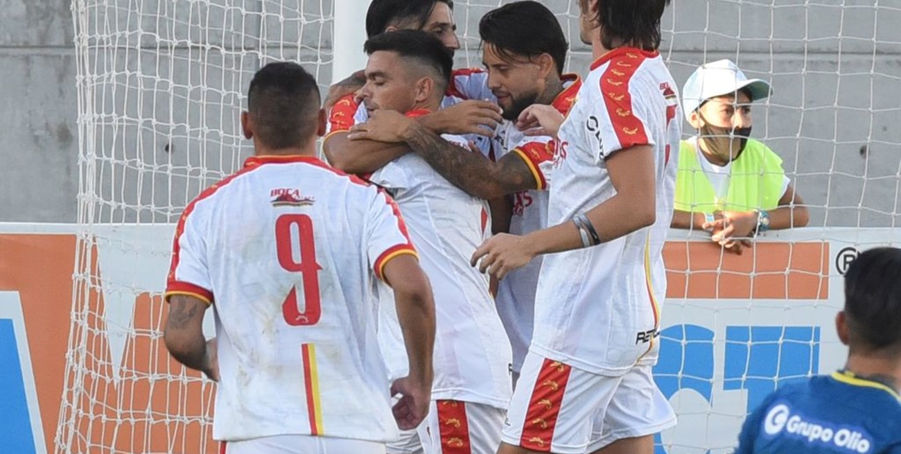 Boca Unidos goleó a Rosario Central y avanzó en la Copa Argentina