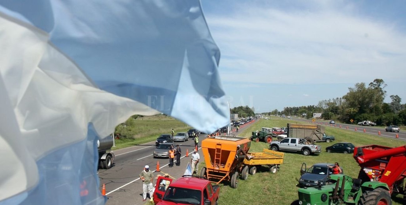 Autoconvocados se manifestaron por devolución de retenciones 