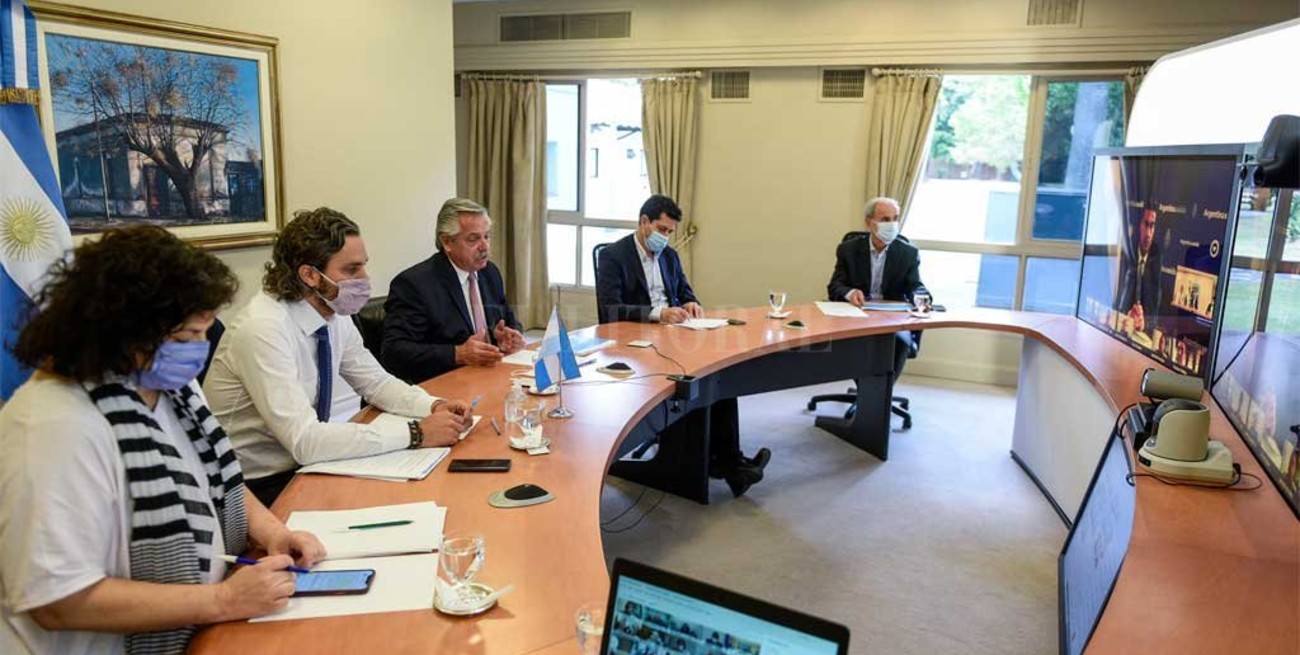 "Toque de queda sanitario", la idea que se impone entre Fernández y los gobernadores