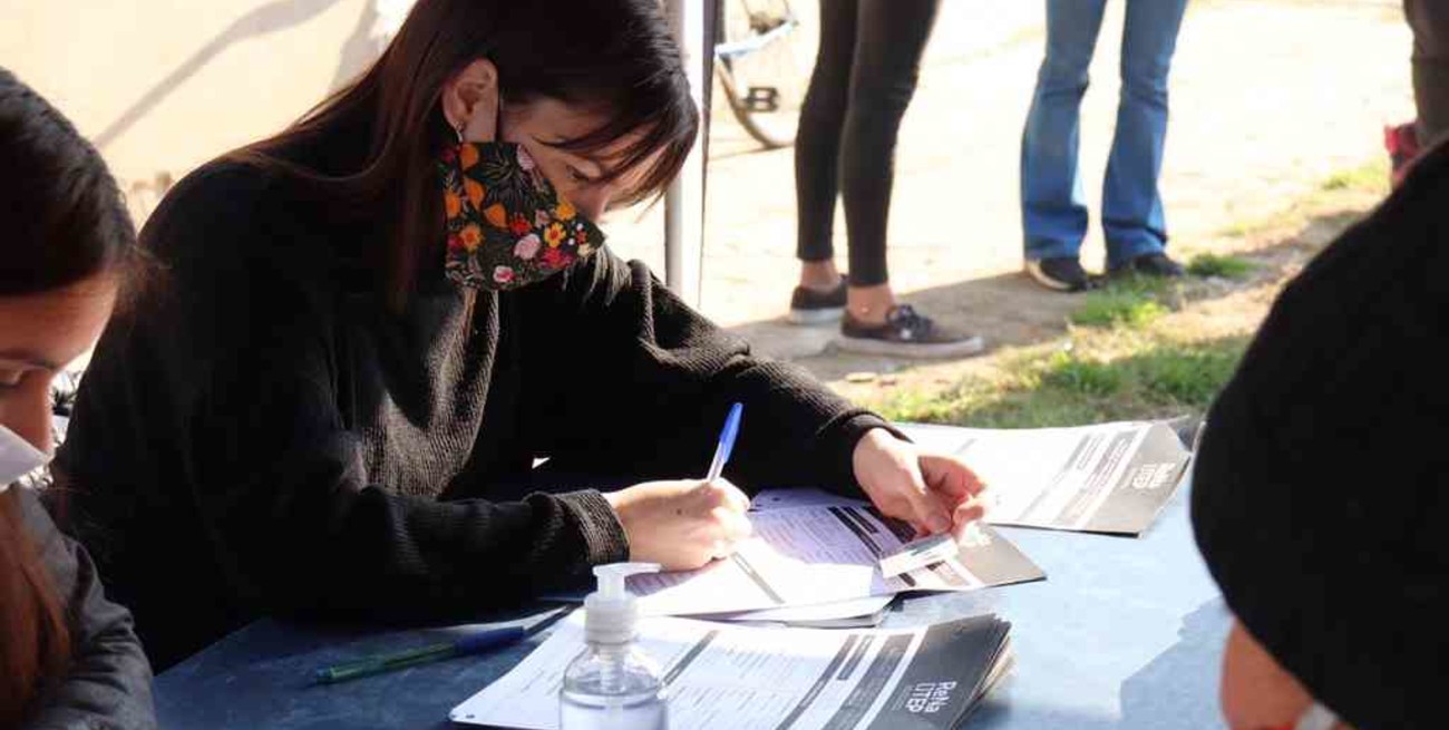 De Ponti: "Para poner a la Argentina de pié, necesitamos que los trabajadores tengan derechos laborales"