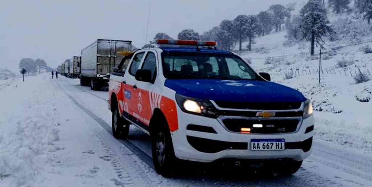 Por el fuerte temporal de nieve en Neuquén, se registran cortes de rutas