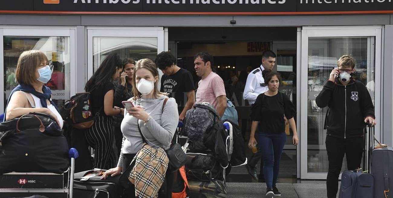 Preparan protocolo para retomar los vuelos con Europa