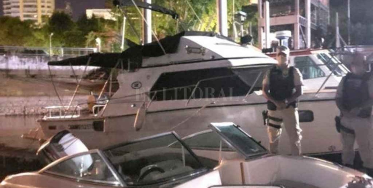 Demoraron a 16 personas por participar de una fiesta clandestina a bordo de un yate en el río Paraná
