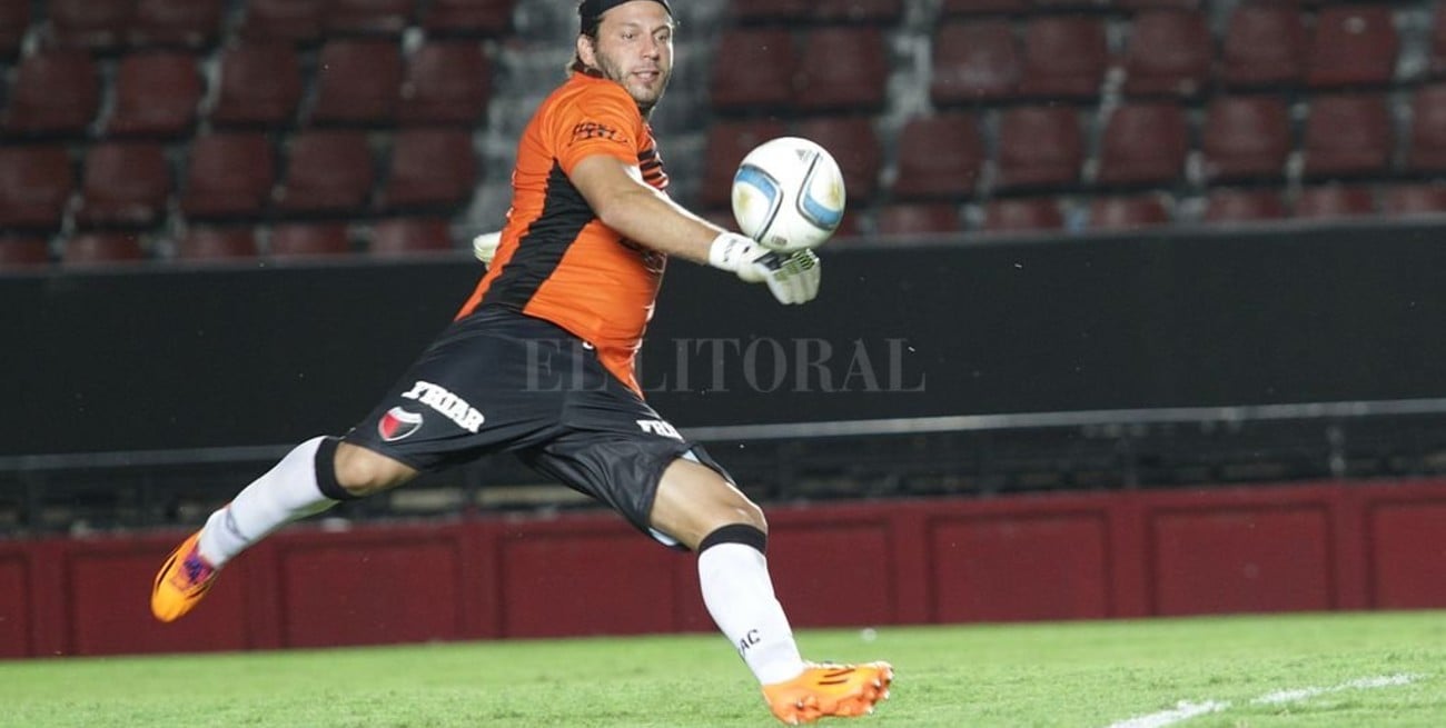 "Fatura" Broun atajará en Gimnasia LP