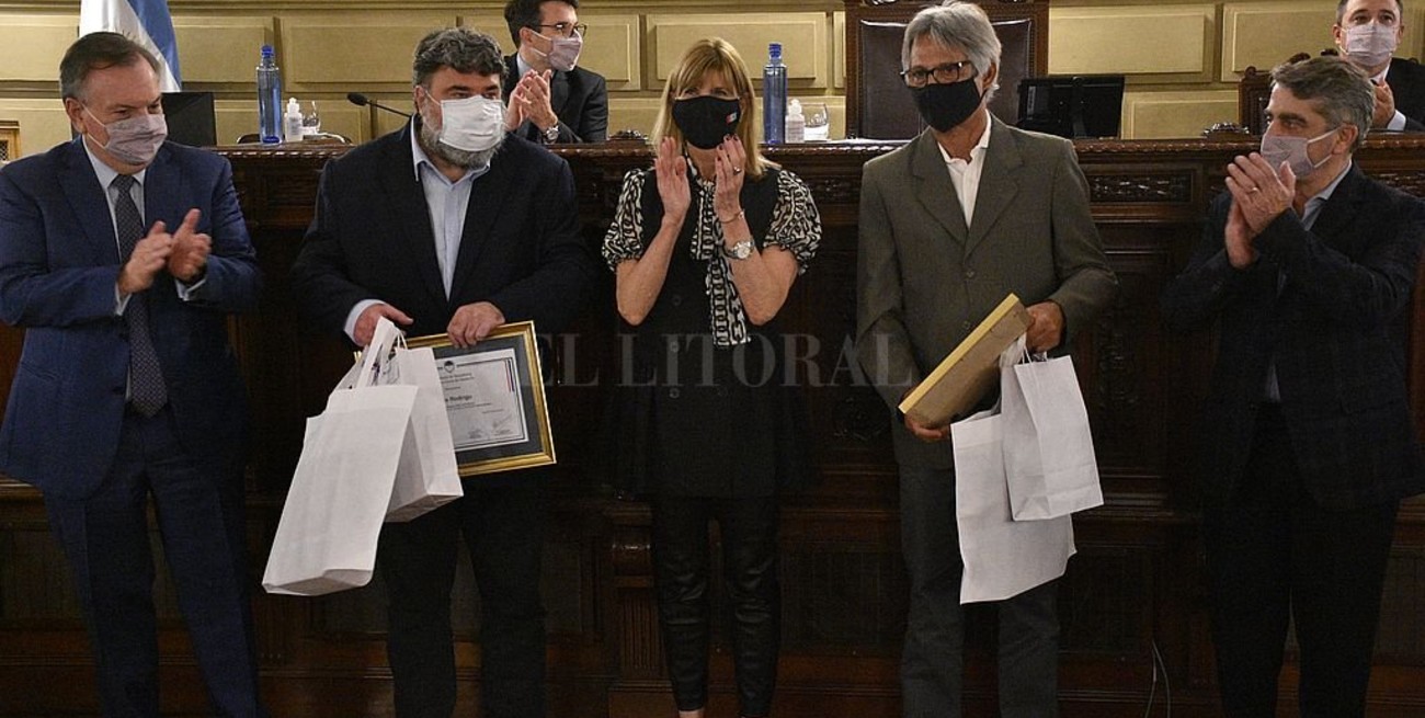 Homenaje a El Litoral