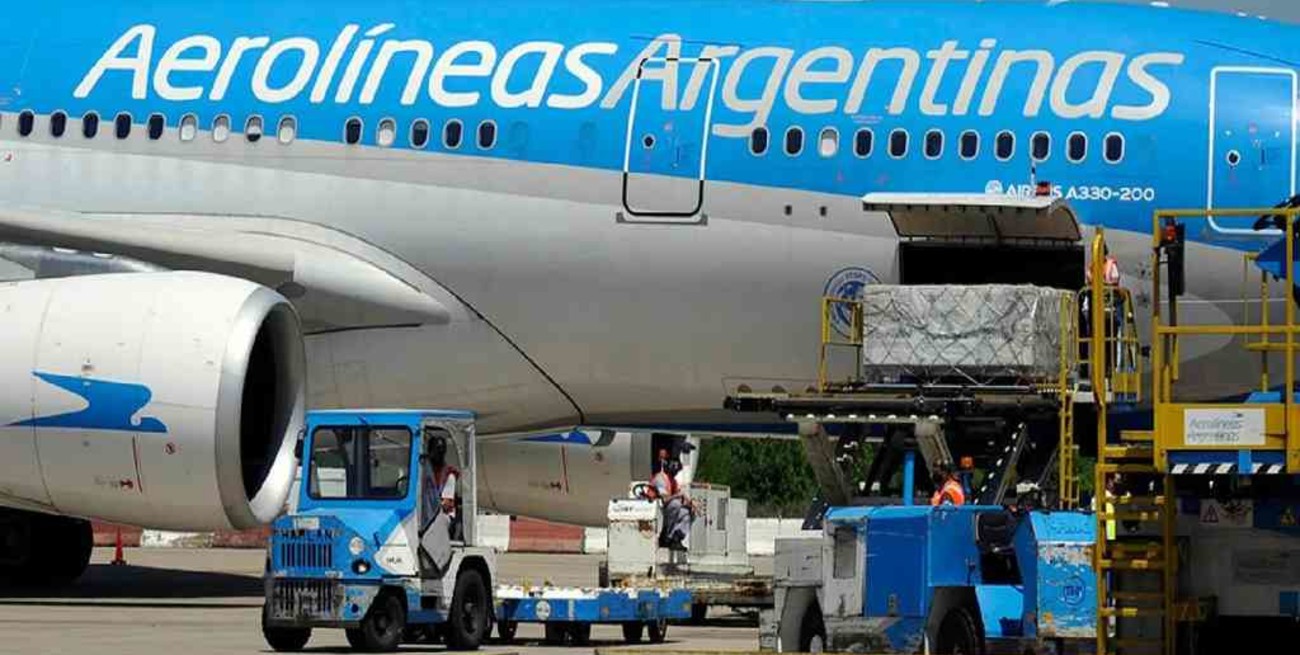 Esta madrugada un nuevo vuelo partió hacia Moscú para traer más vacunas 