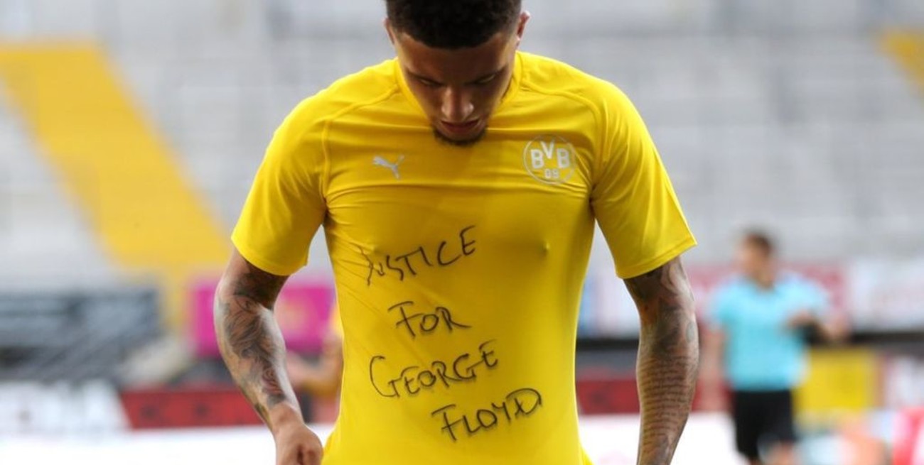 La FIFA no quiere sanciones para jugadores que apoyaron a Floyd en el fútbol alemán