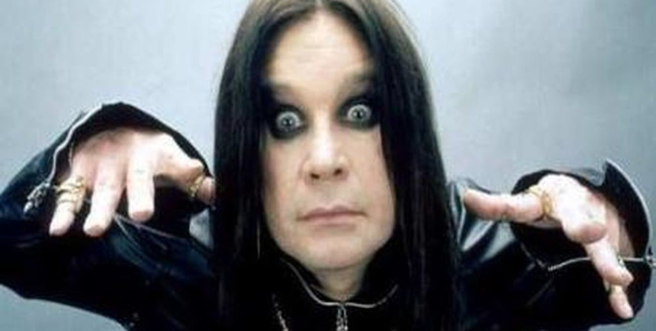 Ozzy Osbourne lanzó una remera con una foto de su niñez para celebrar sus 72 años