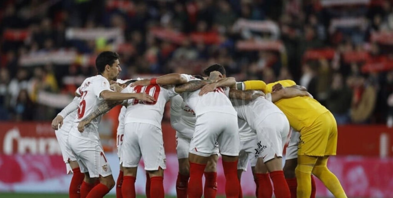 El Sevilla solicitó una rebaja del 70% los sueldos a sus jugadores