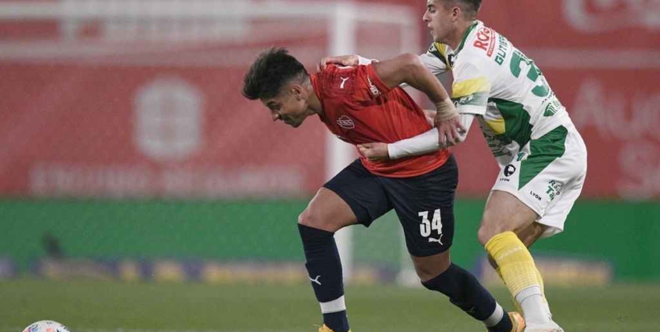 Independiente y Defensa y Justicia empataron sin goles en el estadio Libertadores de América