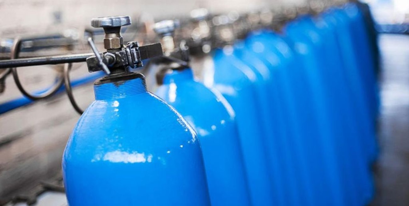 El oxígeno fue incluido entre los productos que deben tramitar permiso de exportación