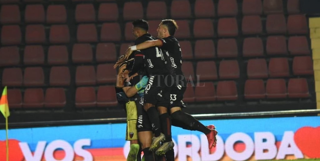 Colón venció a Talleres: la noche de Burián