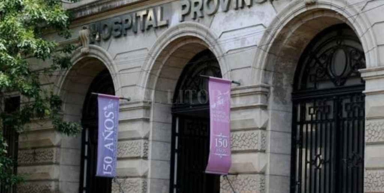 Murió una mujer que había sido atacada a balazos en la puerta de su casa en el Gran Rosario