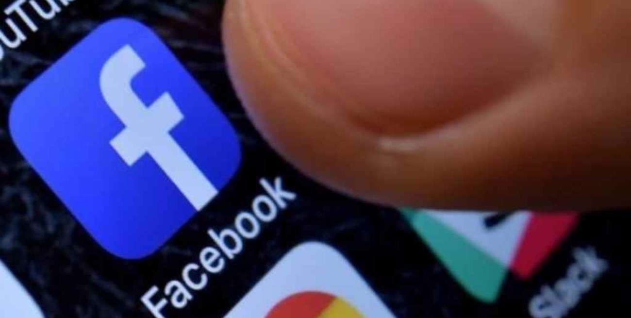 Facebook sufrió una caída de usuarios activos en Estados Unidos y Canadá el último trimestre 