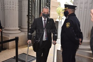 Guillermo Di Salvatore Víctor Sarnaglia este lunes a la mañana en Casa de Gobierno.