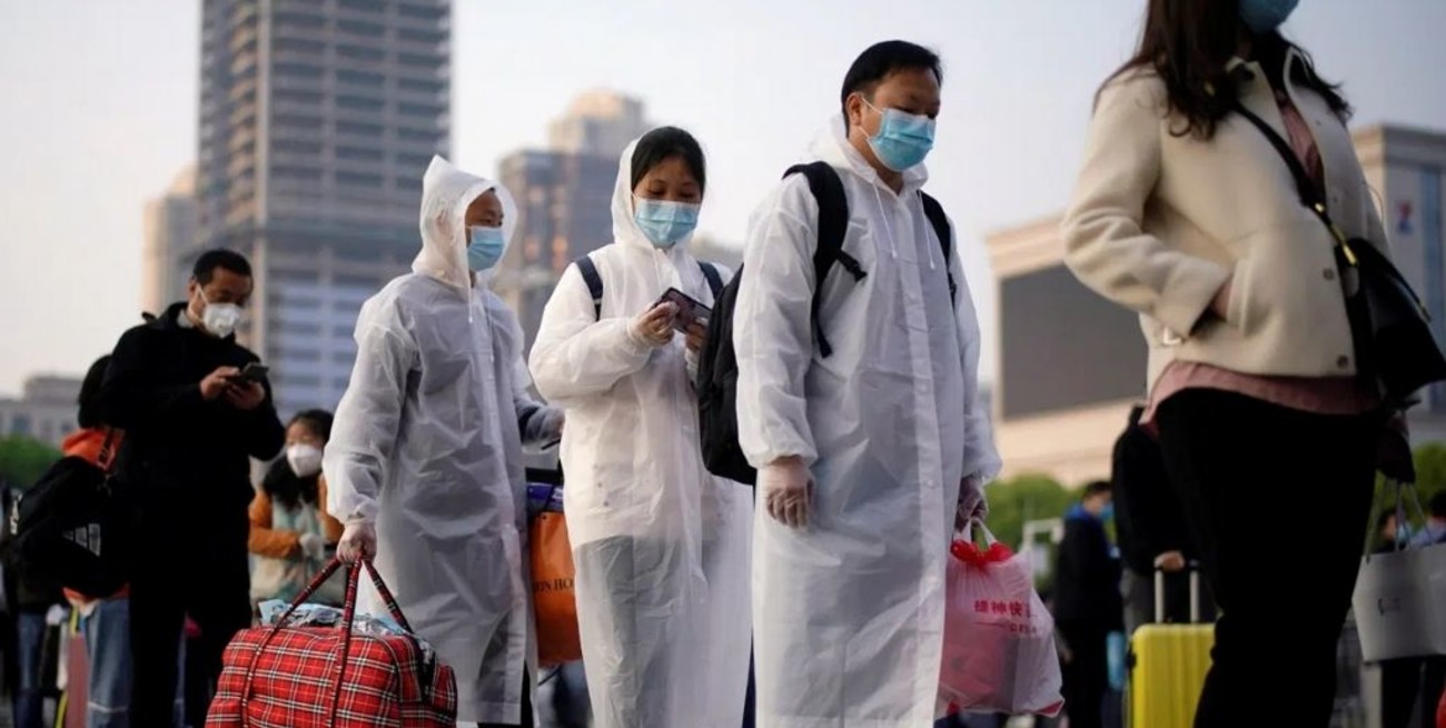 Familiares de víctimas del coronavirus en Wuhan denuncian censura ante la visita de la OMS