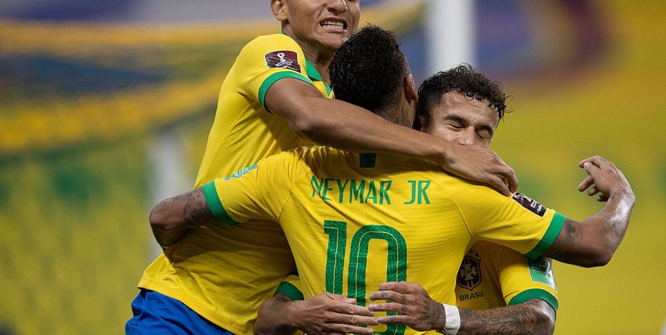 Contundente inicio de Brasil: derrotó 5 a 0 a Bolivia