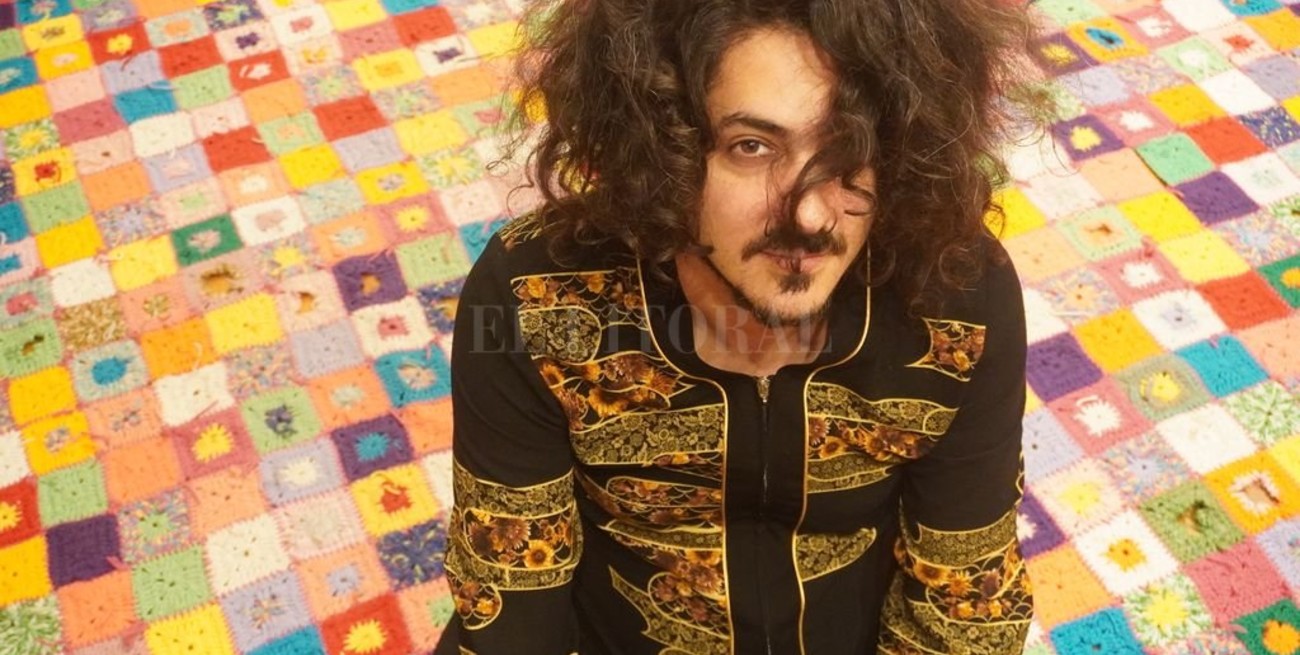 Un paisaje sereno y multicolor