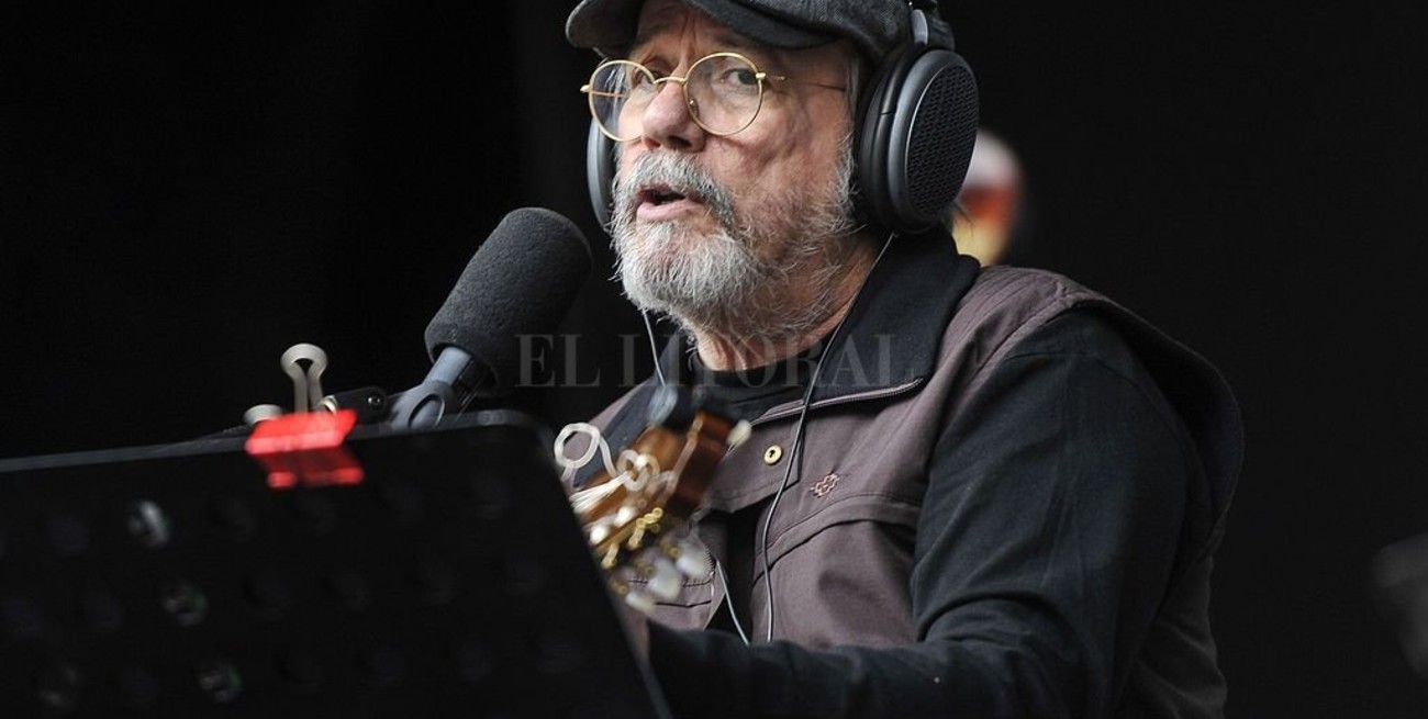 Silvio Rodríguez regala más canciones "Para la espera"