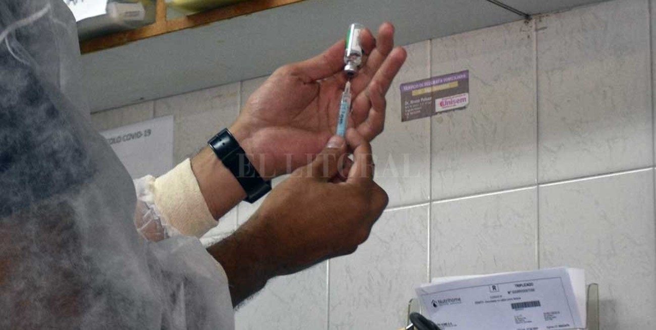 "Monitor Público de Vacunación": Santa Fe recibió 135.100 vacunas