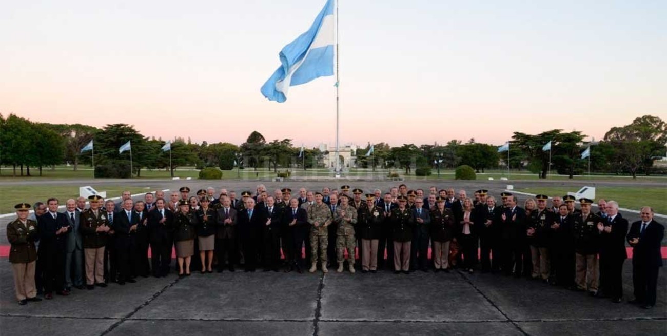 07 de abril: egresados para la guerra