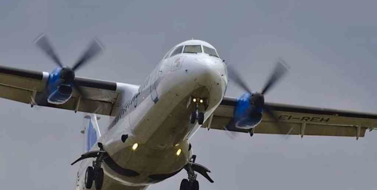 Desapareció en Siberia un avión con 17 personas a bordo