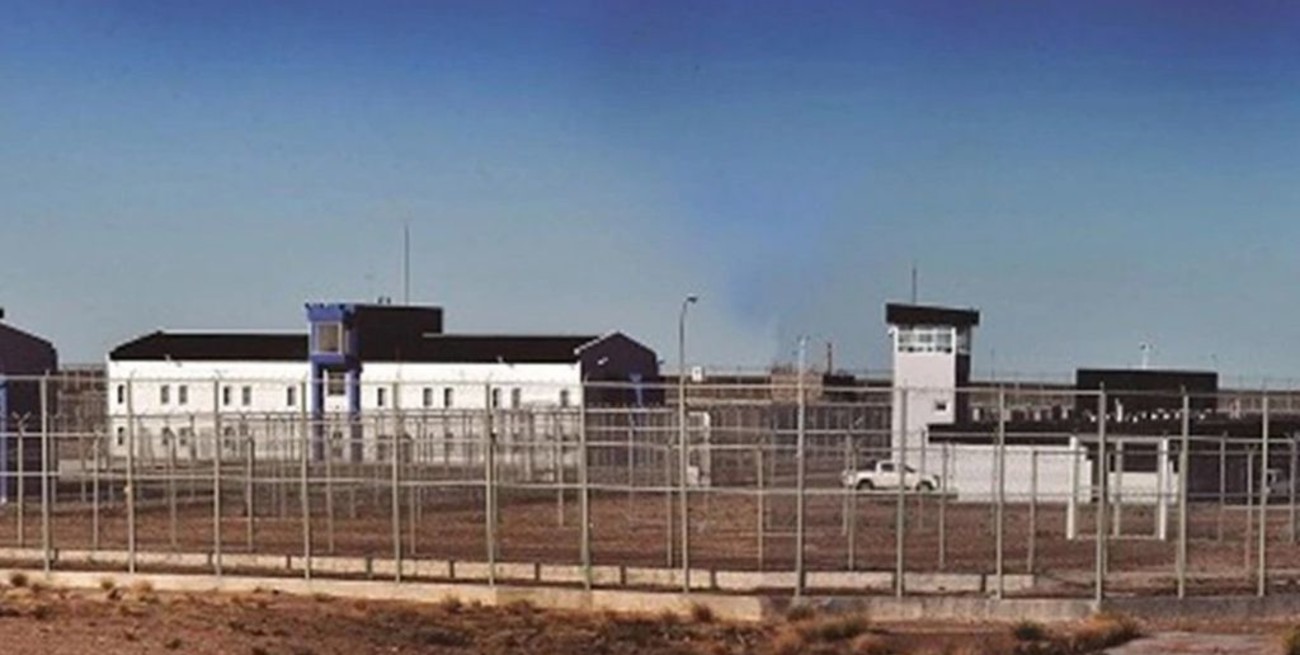 En Chubut vacunaron a presos sin factores de riesgo y condenados por delitos graves 