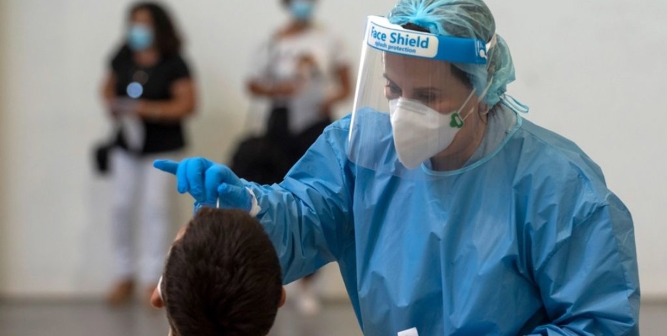 Córdoba, Chaco y Río Negro registraron un nuevo pico de contagios