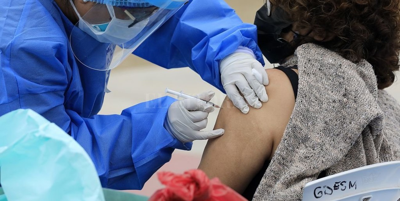 Otras 338 personas murieron y 18.555 fueron reportadas con coronavirus en Argentina