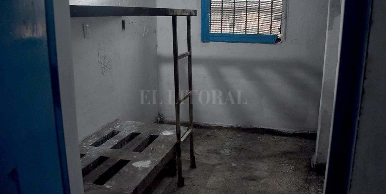 Saín ordenó que las comisarías no reciban más presos