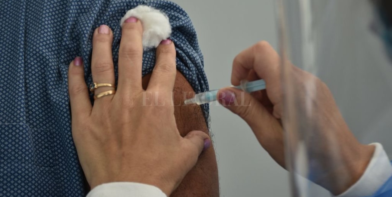 En 2020 bajó el nivel de confianza y acceso a las vacunas en Argentina