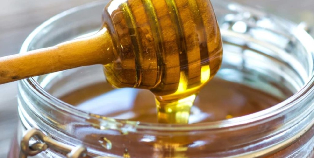 La ANMAT prohibió la comercialización de una marca de miel