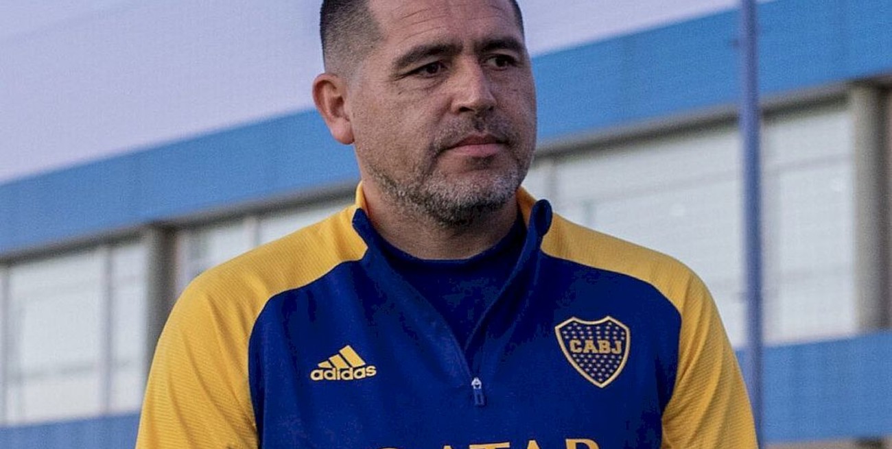 Citaron a indagatoria a Riquelme por la presencia de su hijo en un palco de La Bombonera