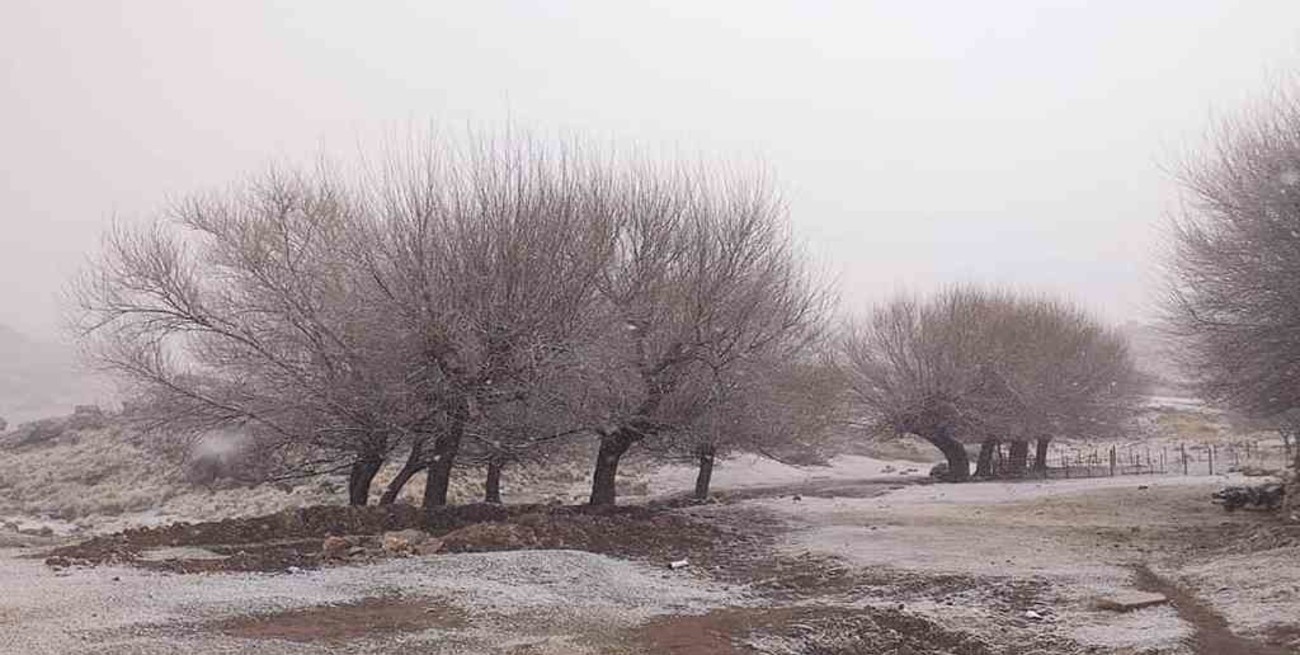 El Cerro Champaquí se vistió de blanco