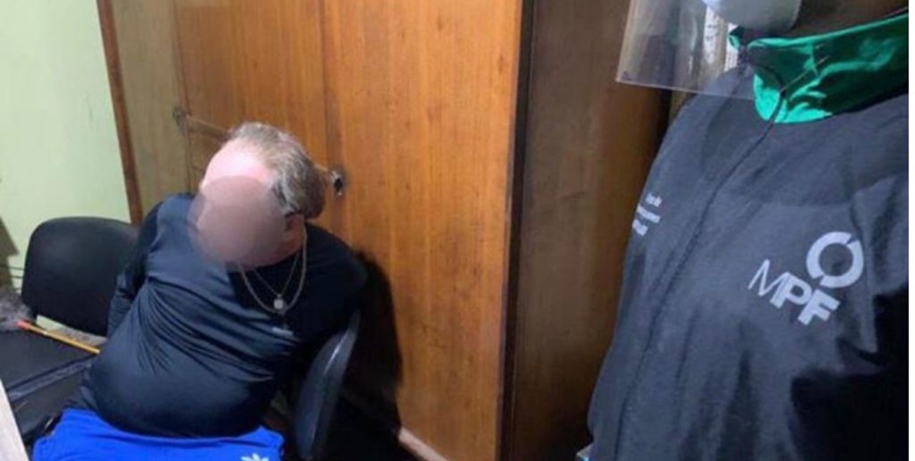 Detuvieron a un maestro de una escuela primaria por grooming y posibles abusos sexuales