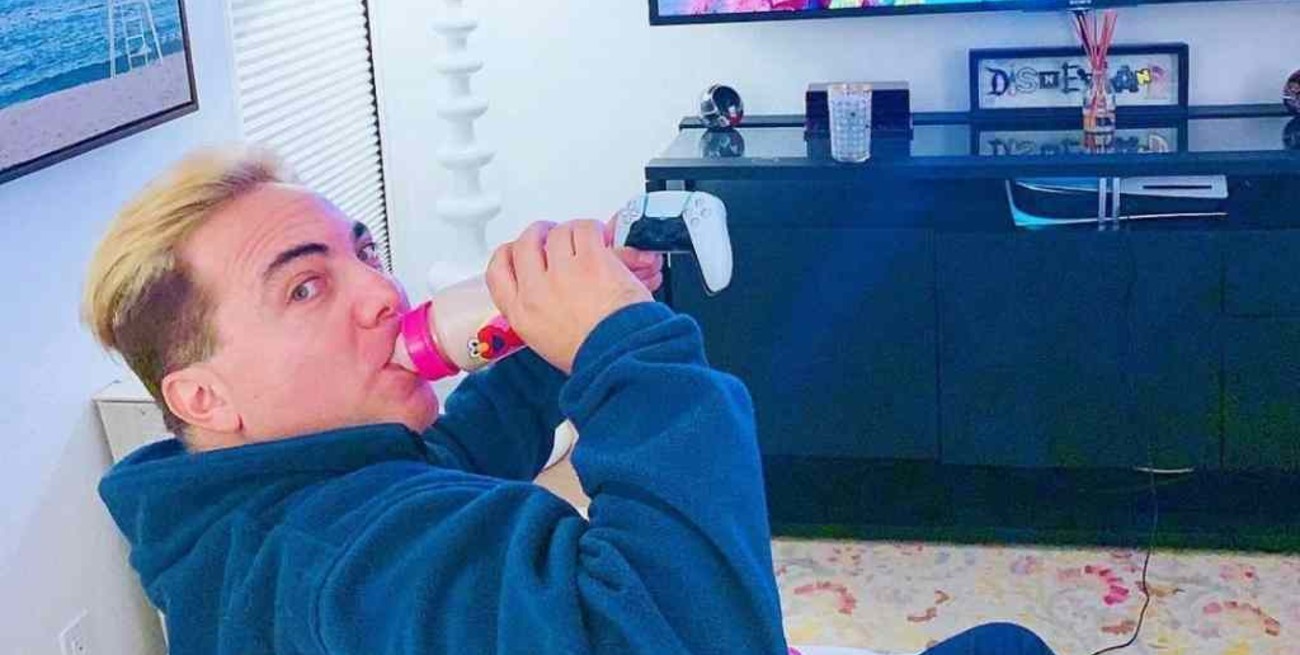 Mamaderas para adultos: el nuevo emprendimiento de Cristian Castro