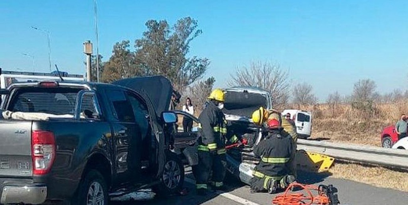 Una mujer murió en un choque triple en una autopista de Córdoba