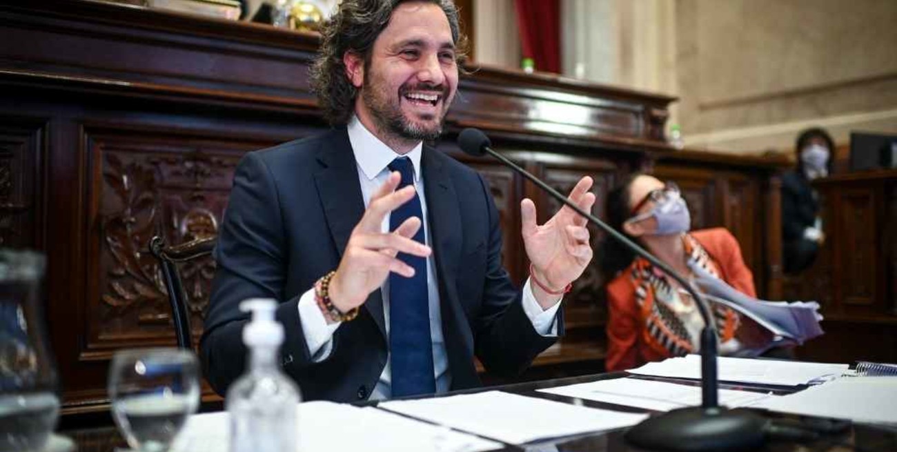 Cafiero: "Nosotros no venimos a escudarnos en una crisis global"  