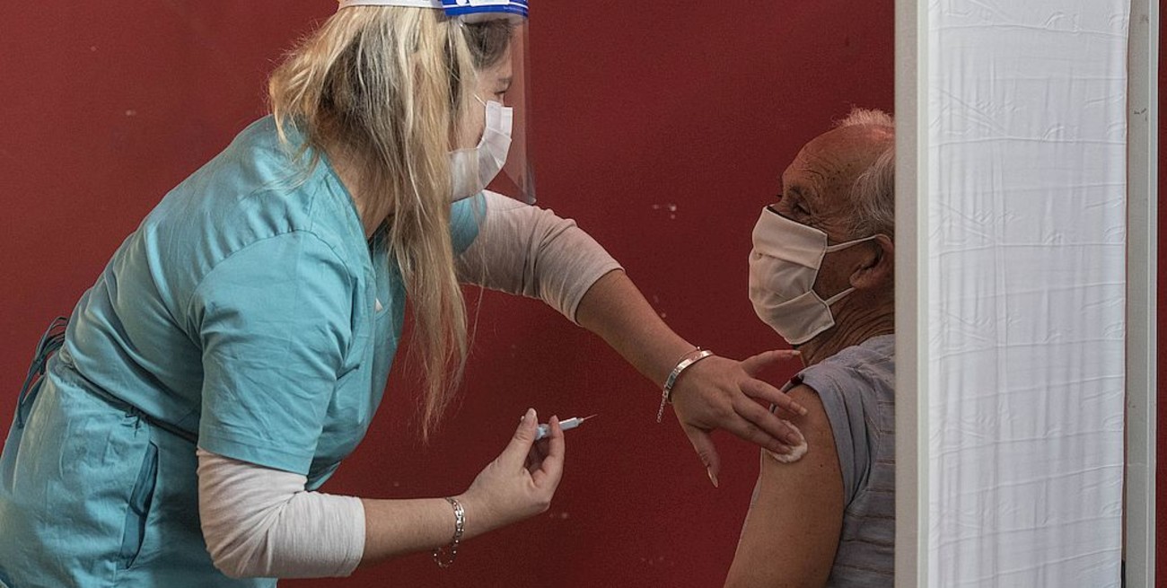 Argentina confirmó 383 muertes y 24.999 nuevos casos de coronavirus