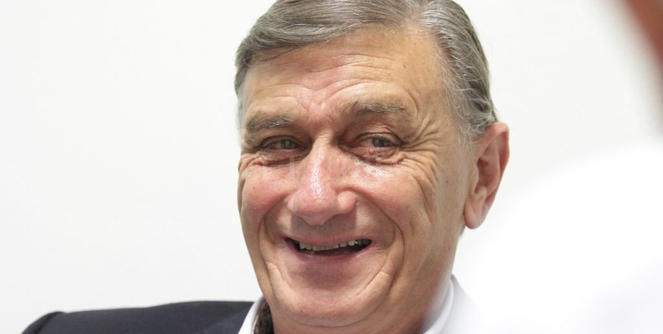 No pienso escribir tu obituario, Hermes