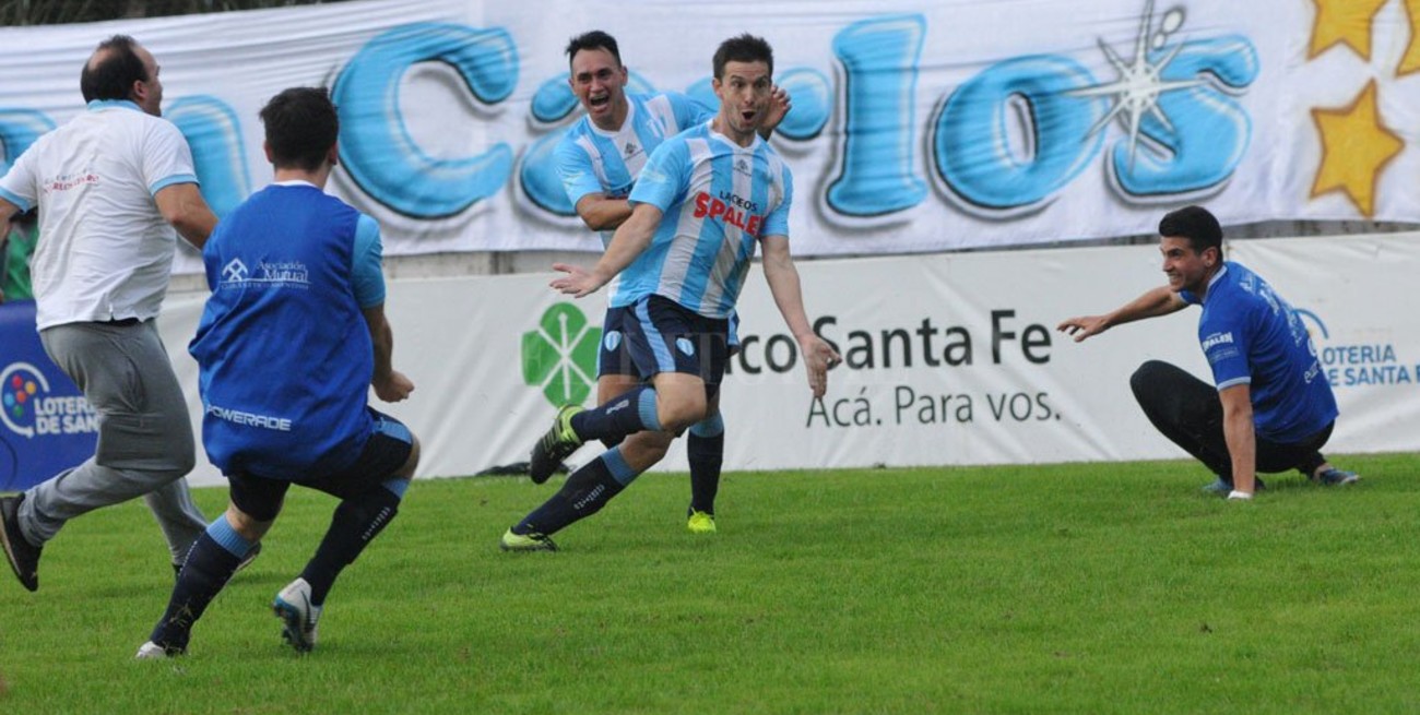 Un goleador que suma festejos y campeonatos